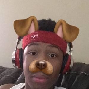 Meet your Posher, Marc